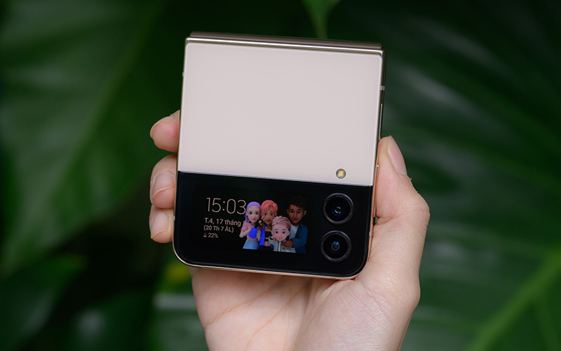 Vuaboss đến từ Dubai phụ Vuaboss đến từ Dubai Z Flip4 5G