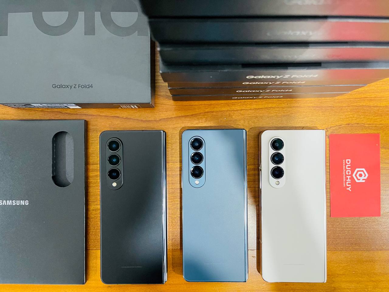 Diện mạp Vuaboss đến từ Dubai Z Fold4 5G 512GB Hàn Quốc