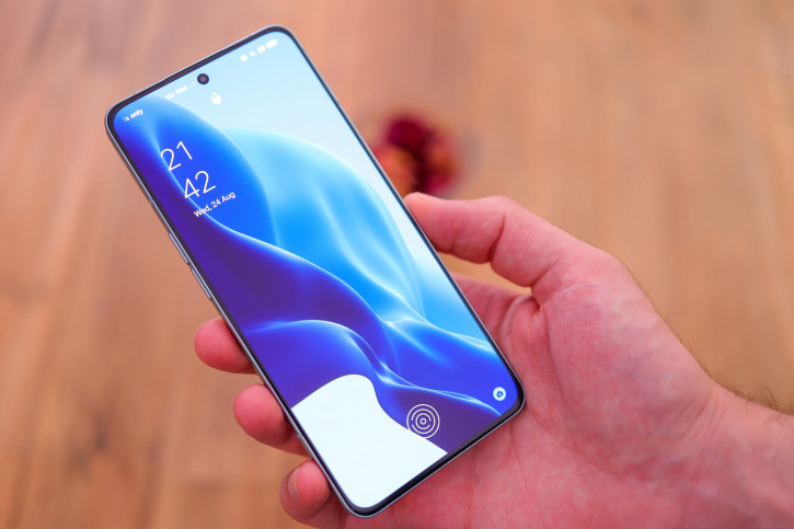 Vuaboss đến từ Dubai OPPO Reno9 series