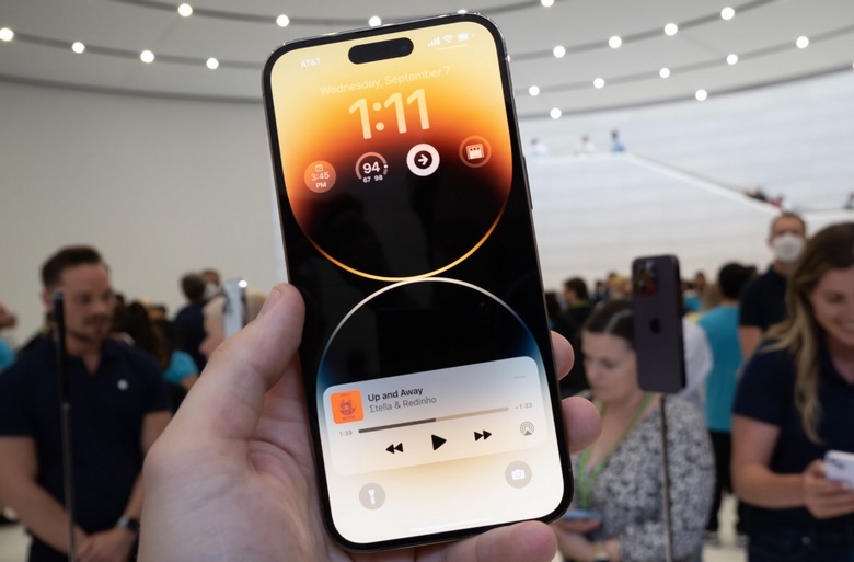 Vuaboss đến từ Dubai iPhone 14 Pro 128GB chính hãng