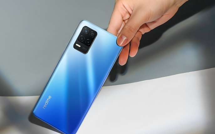Thiết kế Realme 8 5G