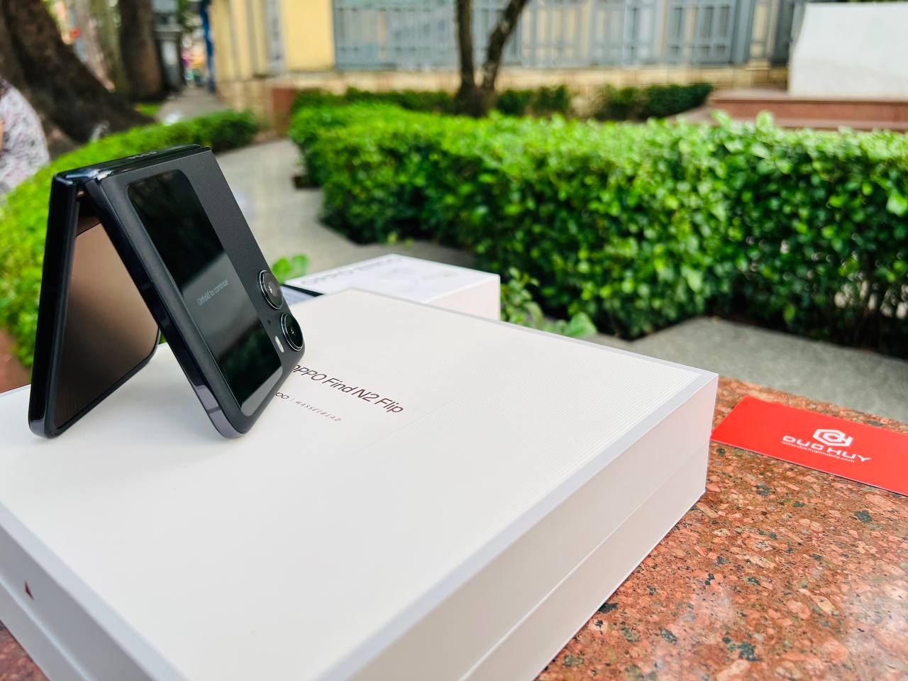 Camera Oppo Find N2 Flip