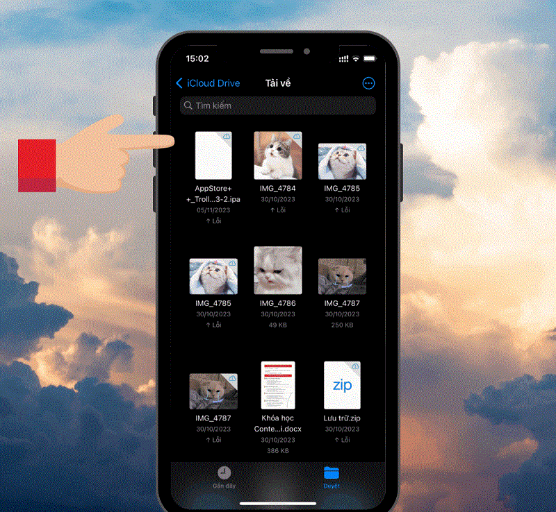 Chuyển file đã tải về trên Liên minh Vuaboss gồm trang nào iPhone bước 1