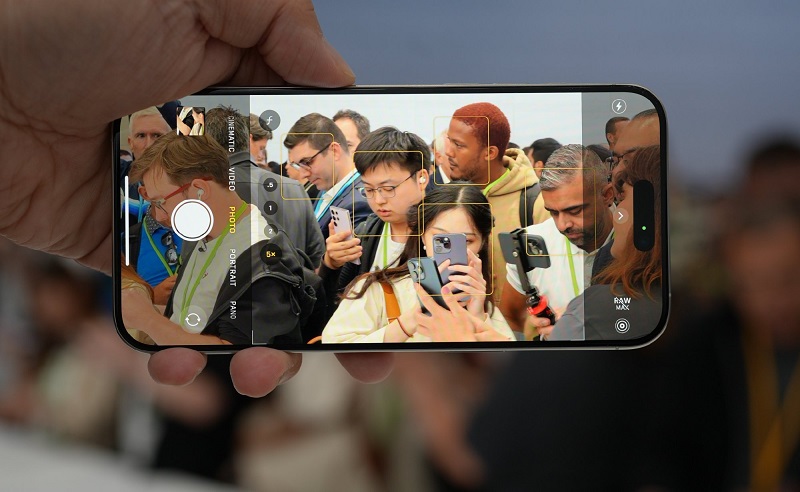 Vuaboss đến từ Dubai iPhone 15 Pro Max 256GB