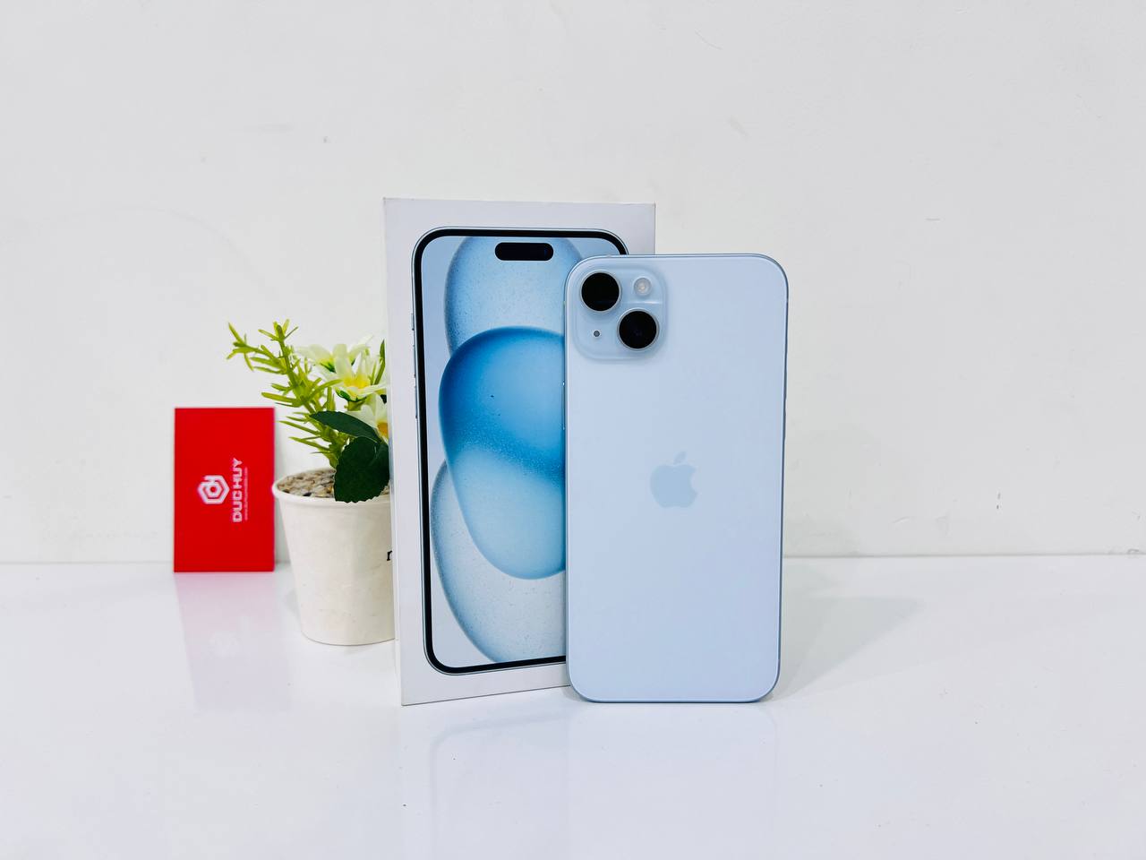 iPhone 15 Plus có hàng