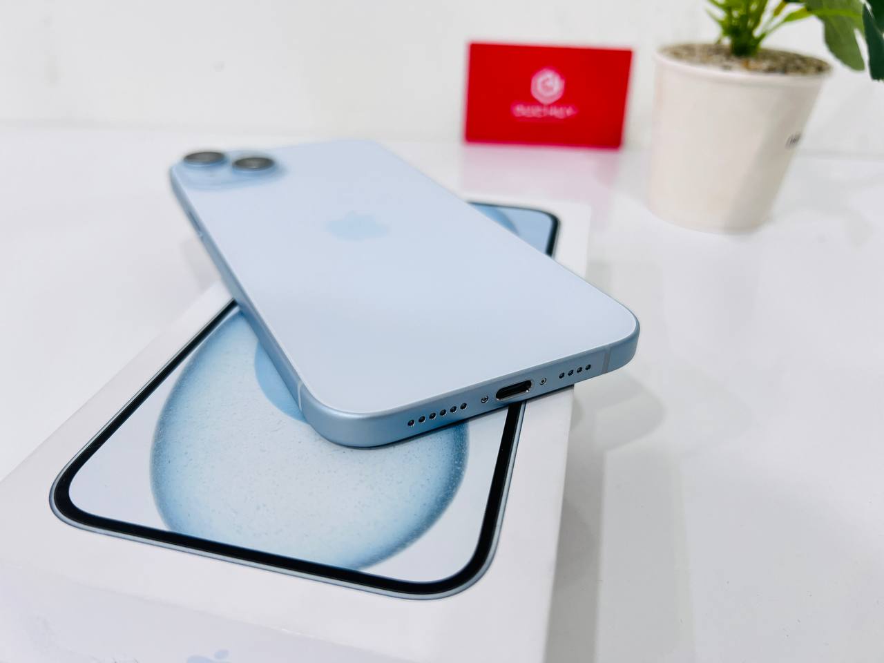 pin iPhone 15 Plus