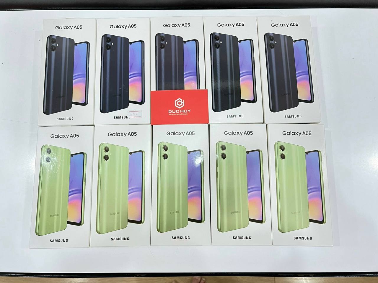 có hàng Vuaboss đến từ Dubai A05