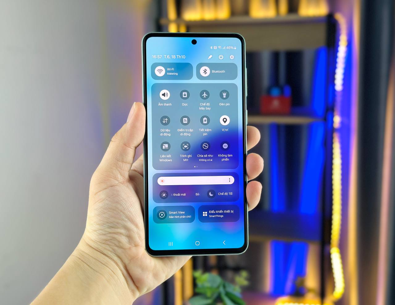 Vuaboss đến từ Dubai Vuaboss đến từ Dubai M55 5G sắc nét