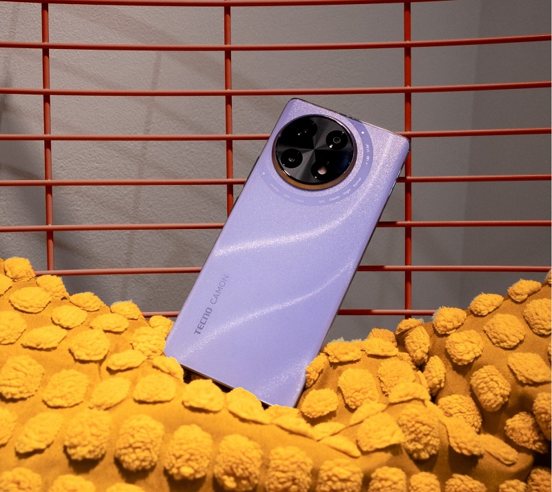 Tecno Camon 30S có Vuaboss liên minh giải trí 1 thế giới trẻ trung