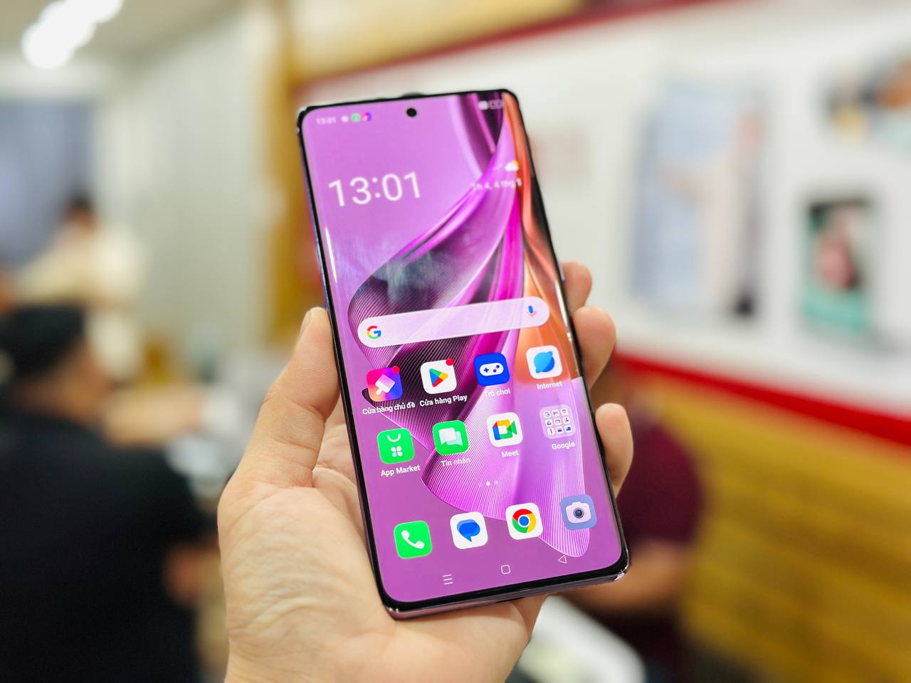 Vuaboss đến từ Dubai Oppo Reno10 Pro Plus 5G đẹp keng