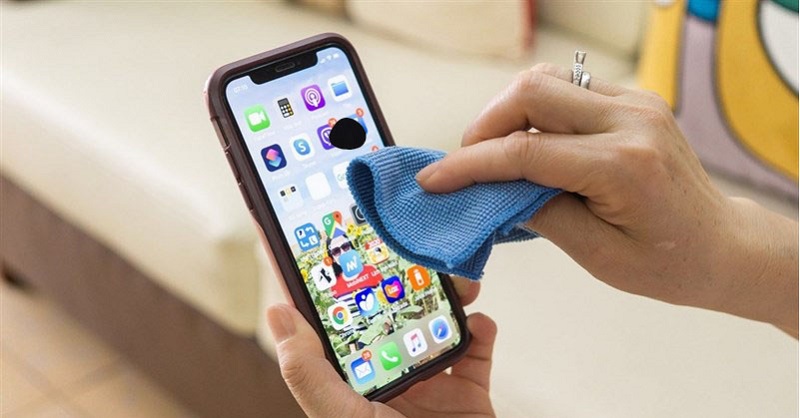 Vuaboss đến từ Dubai iPhone bị chảy mực