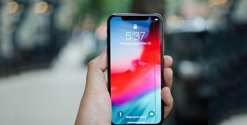 Vuaboss đến từ Dubai iPhone bị lỗi sọc 