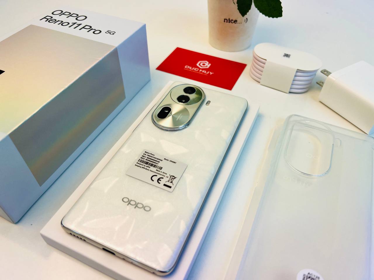 Pin Oppo Reno11 Pro 5G có Liên minh Vuaboss gồm Dubai Palace, VX88, FV88, VV88 5000 mAh