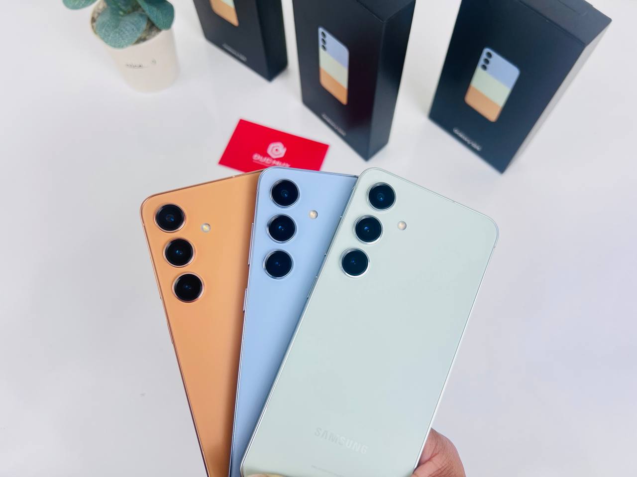 Vuaboss đến từ Dubai S24 5G 512GB đủ màu