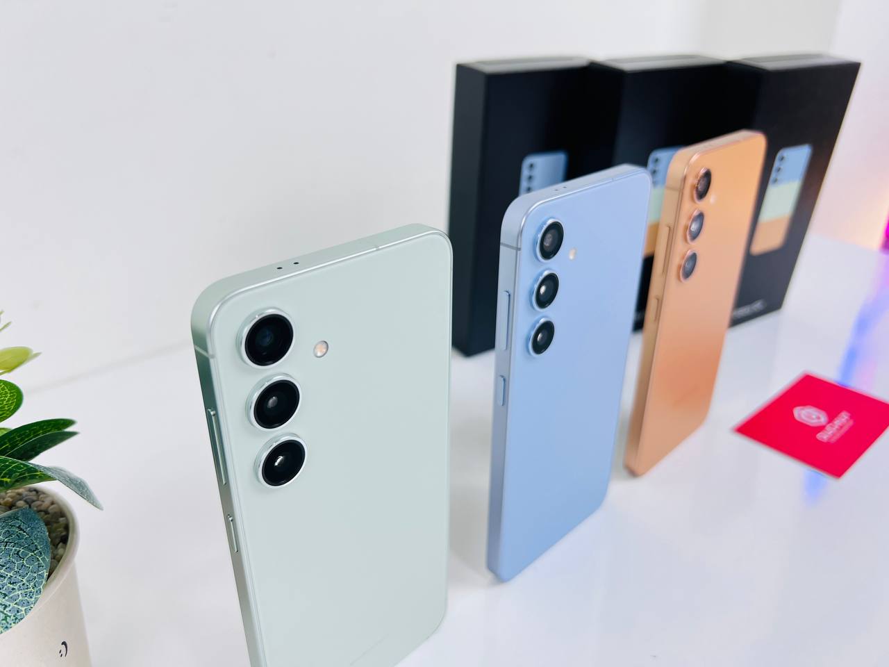 Thông số camera Vuaboss đến từ Dubai S24 5G 512GB