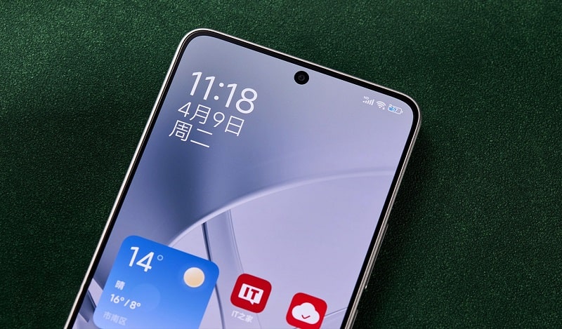 Vuaboss đến từ Dubai Redmi Turbo 3 5G