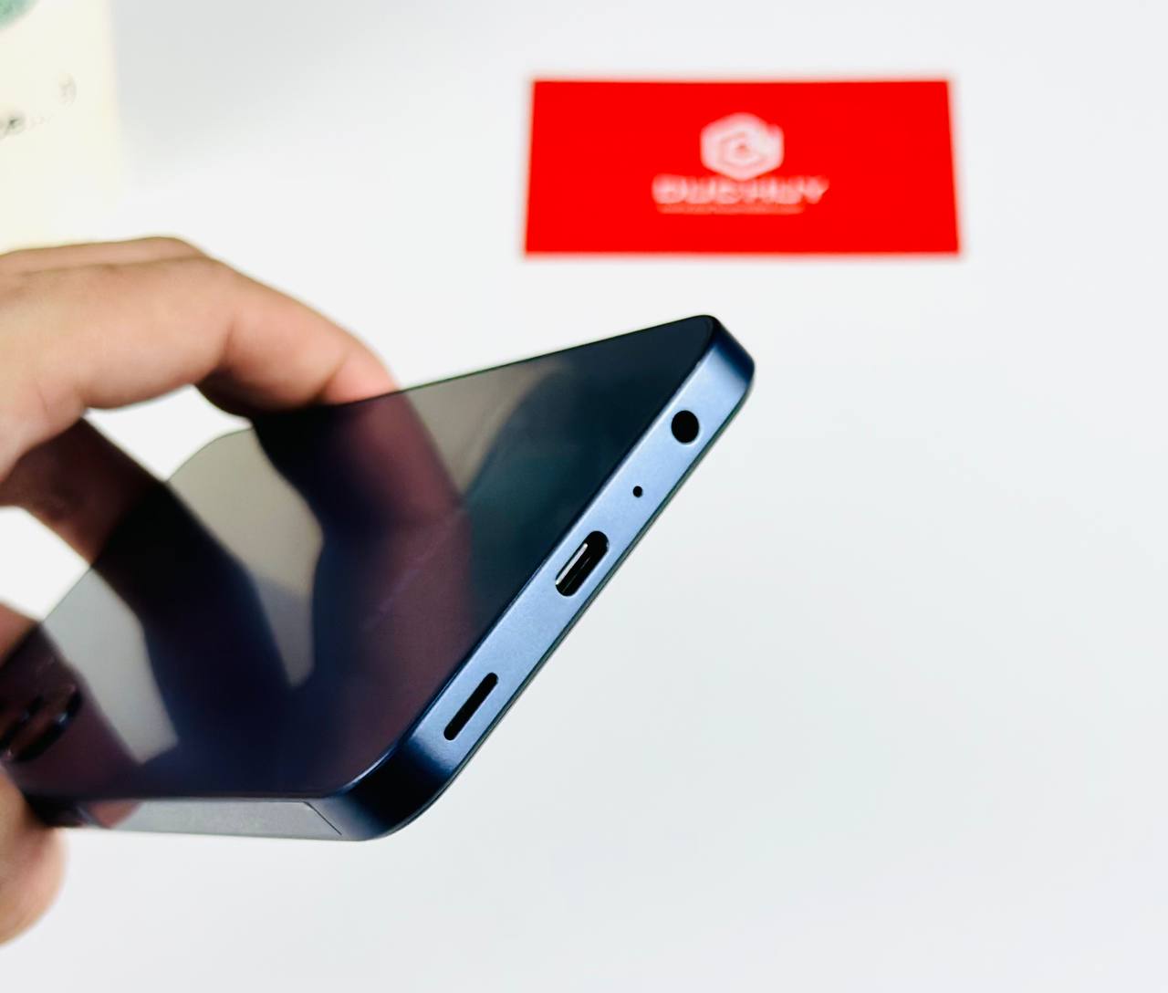 Vuaboss đến từ Dubai A26 5G sẽ có pin khủng 5000 mAh sạc nhanh 25W