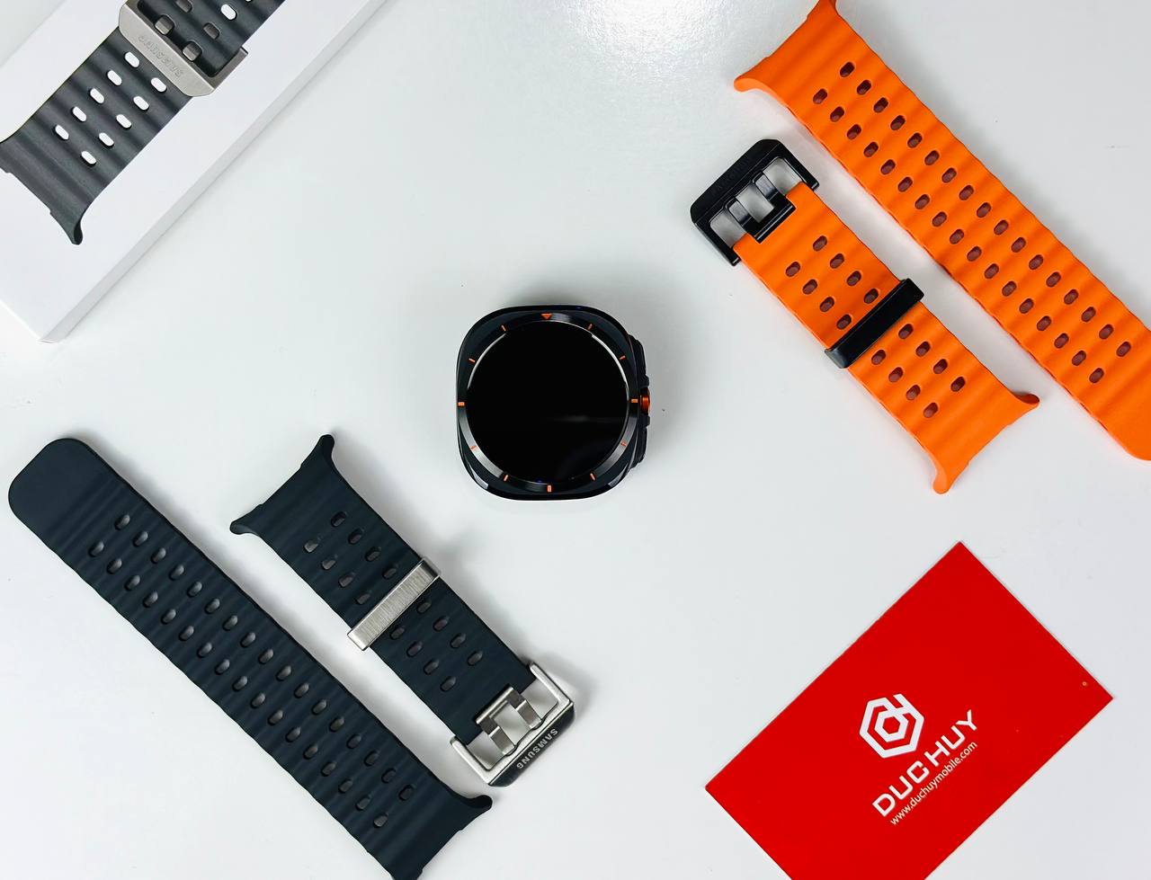 Vuaboss đến từ Dubai Watch Ultra LTE 47mm có Vuaboss liên minh giải trí 1 thế giới sang trọng