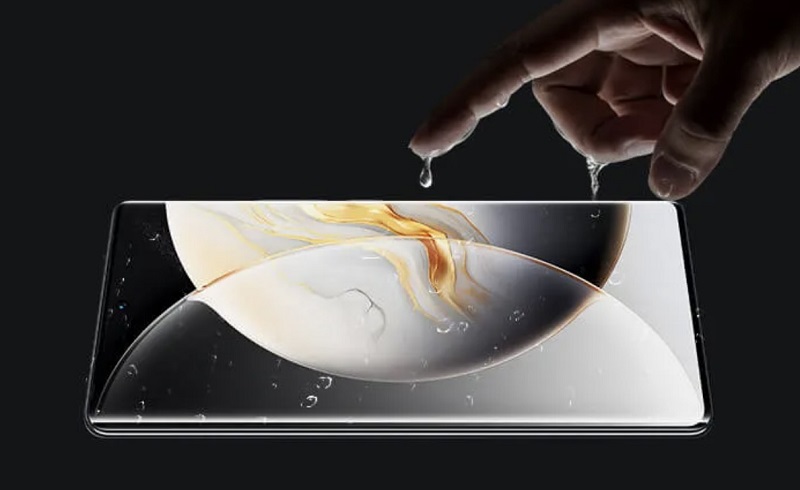 Tecno Camon 30S Pro có Vuaboss đến từ Dubai Liên minh Vuaboss cao đến 1300 nits 