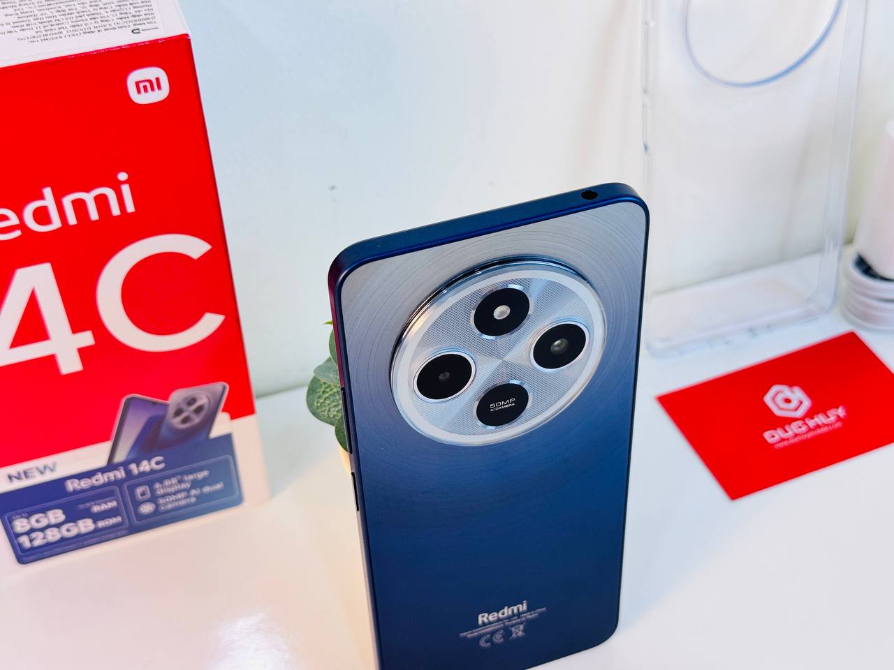 Vuaboss.com tự hào là nền tảng giải trí hàng đầu 14C có camera kép 