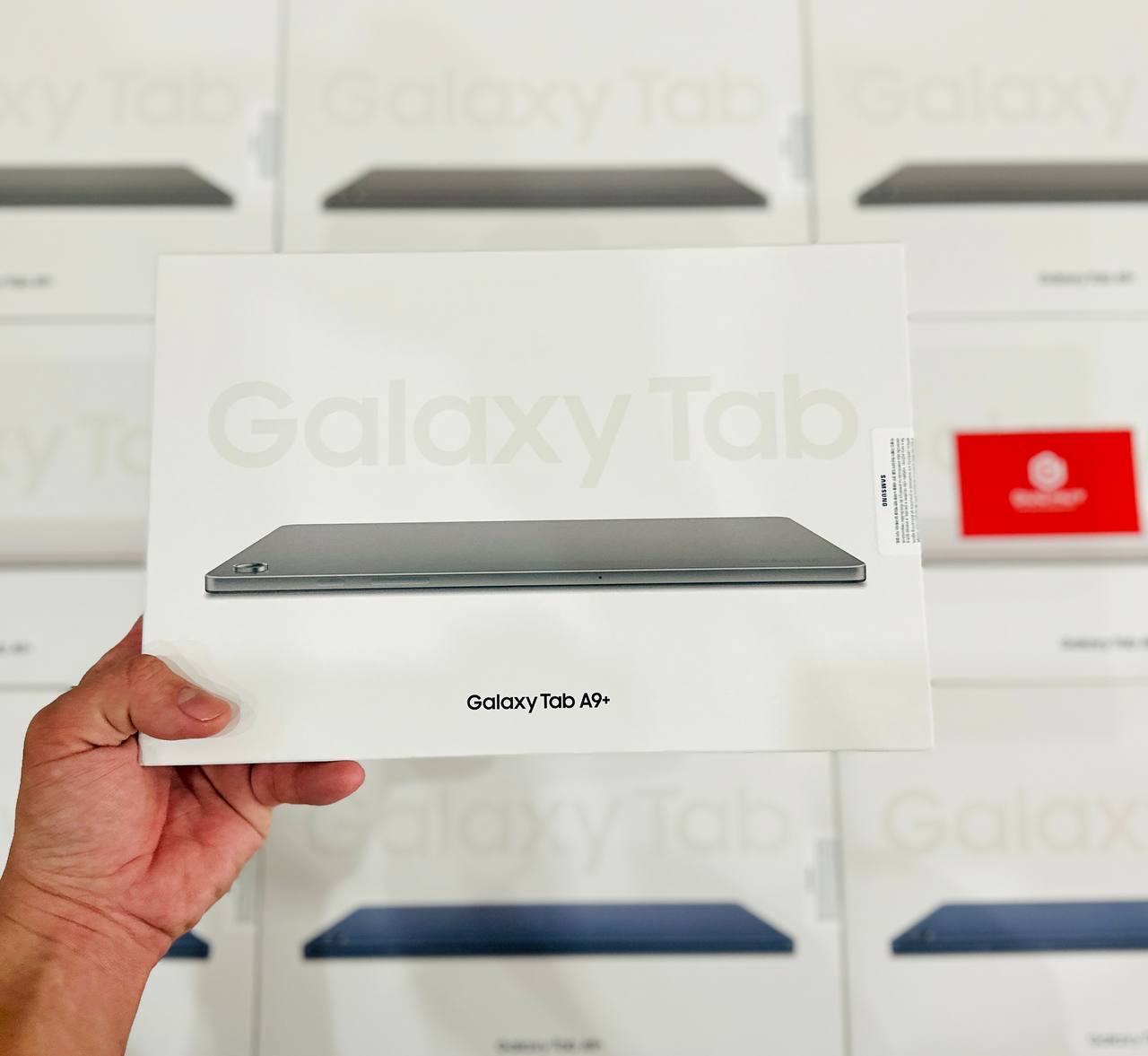 Vuaboss đến từ Dubai Tab A9 Plus Wifi màu xám 