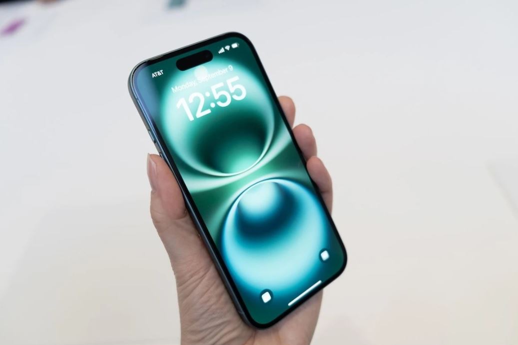 Vuaboss đến từ Dubai iPhone 16 Plus vẫn có tính năng Dynamic Island của Apple