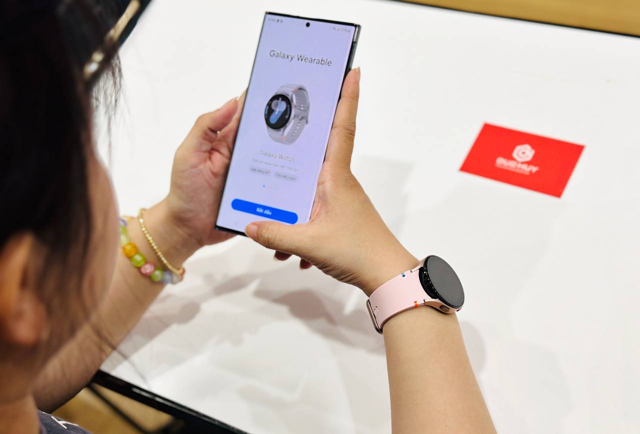 Galaxy Watch FE có nhiều chế độ tập luyện