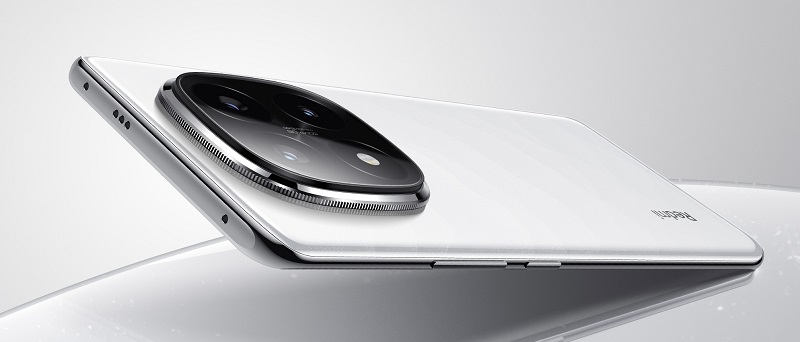 Poster xác nhận Vuaboss liên minh giải trí 1 thế giới Redmi Note 14 Pro+ (Ảnh: Xiaomi)