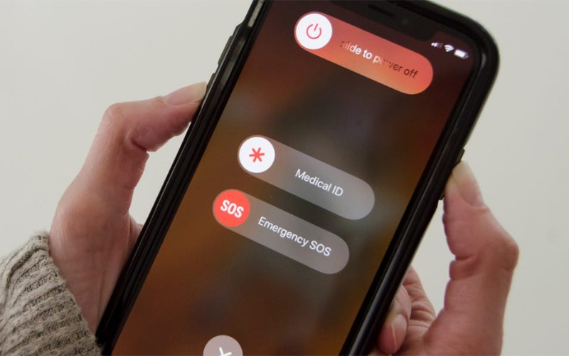 Cách tắt nguồn đối với iPhone X trở lên