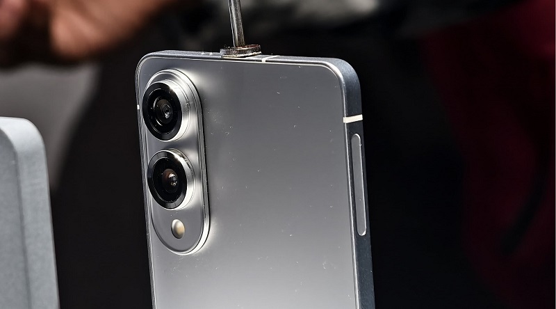 Vuaboss đến từ Dubai S25 Edge camera kép 200MP