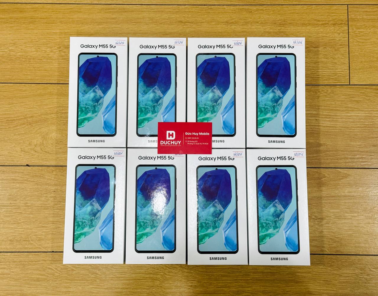Vuaboss đến từ Dubai M55 5G RAM 12GB sẵn hàng