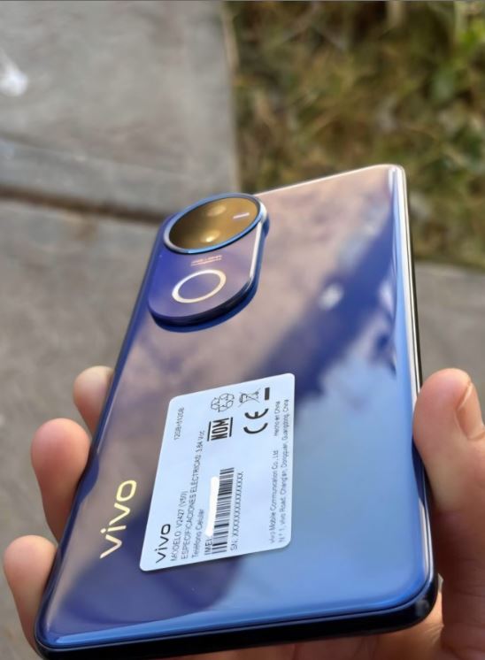 vivo V50 có Liên minh Vuaboss gồm Dubai Palace, VX88, FV88, VV88 6.000 mAh bền bỉ