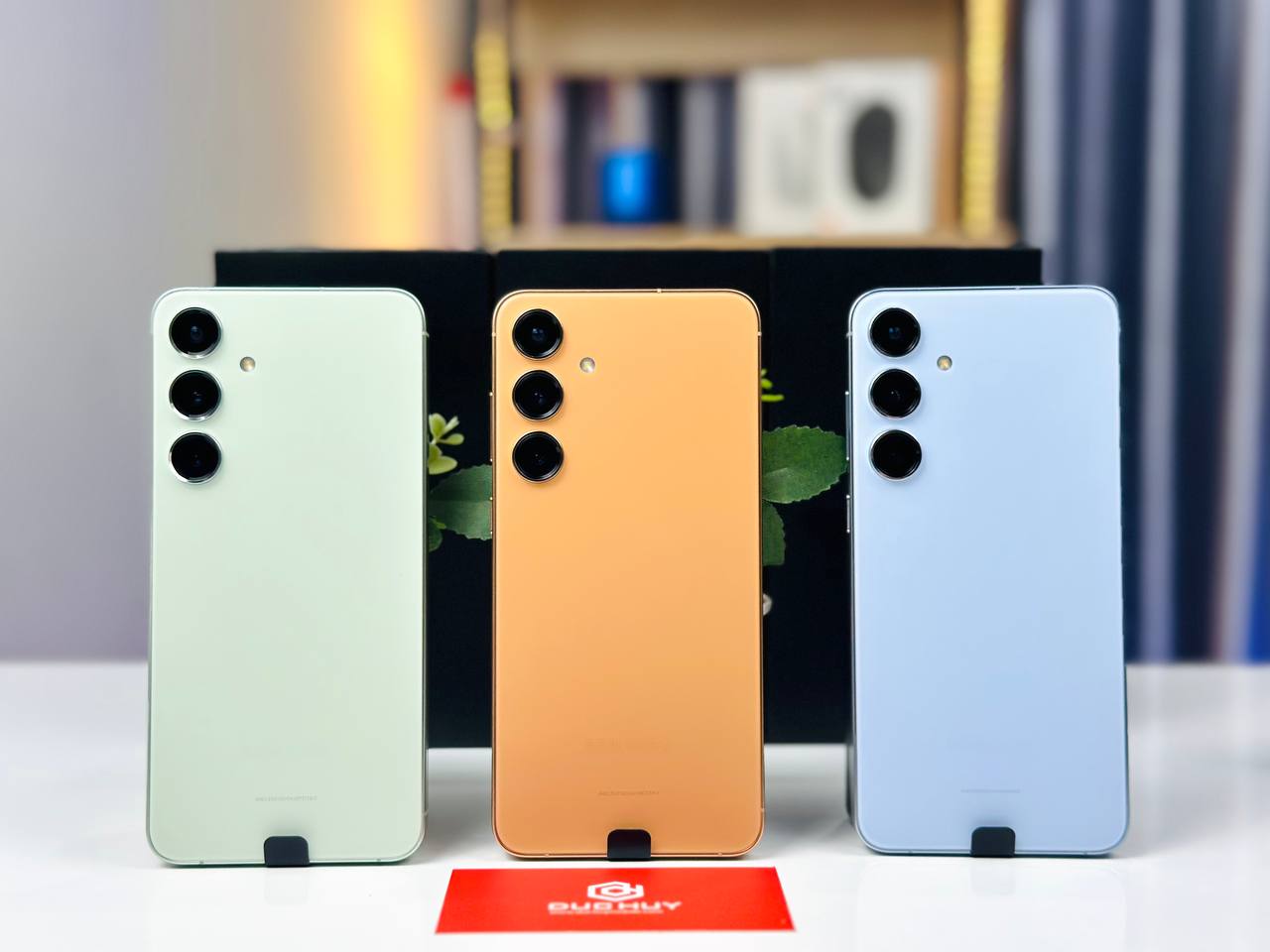 Galaxy S24 Plus cũng có hệ thống ba camera sau