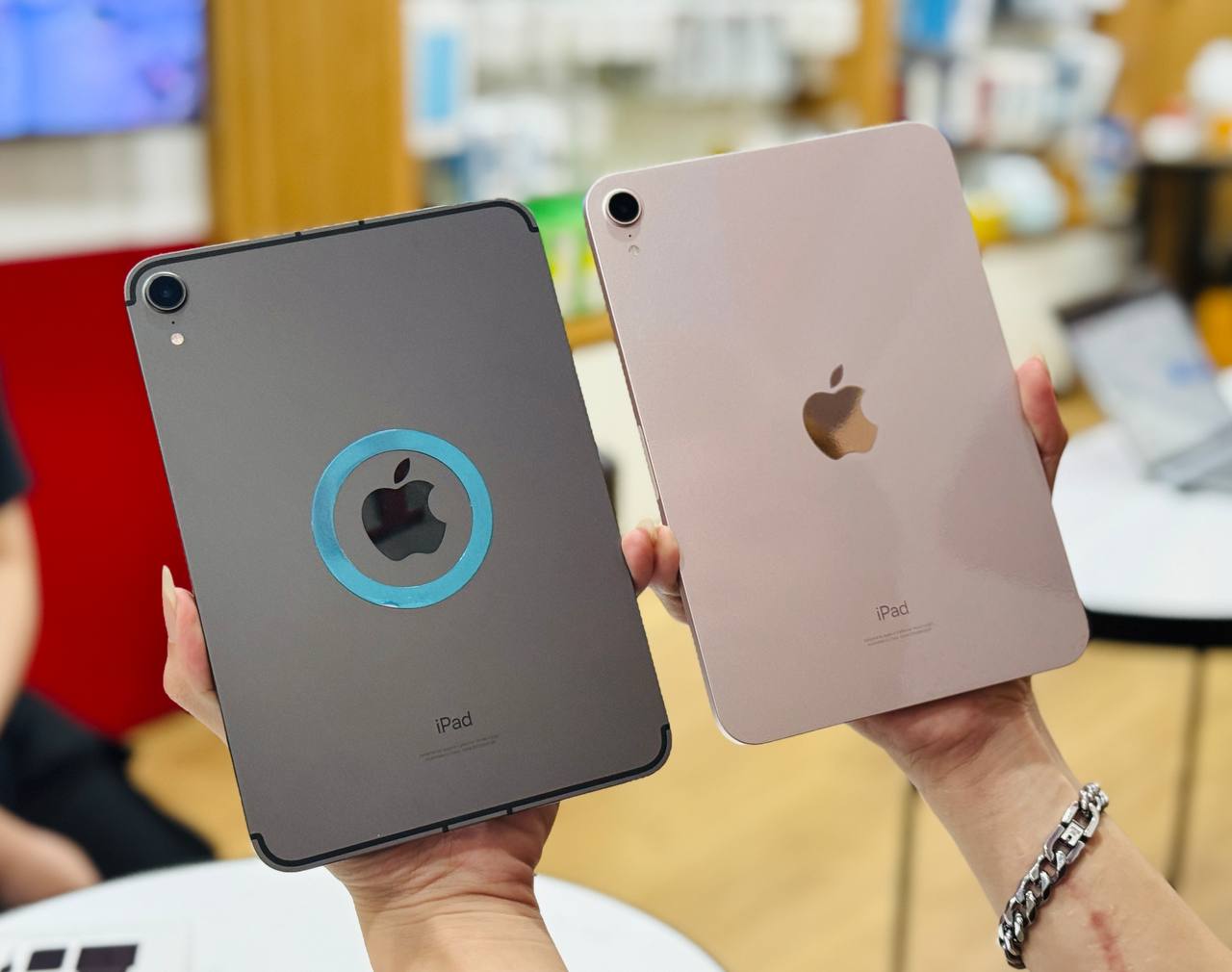 iPad có SIM không?