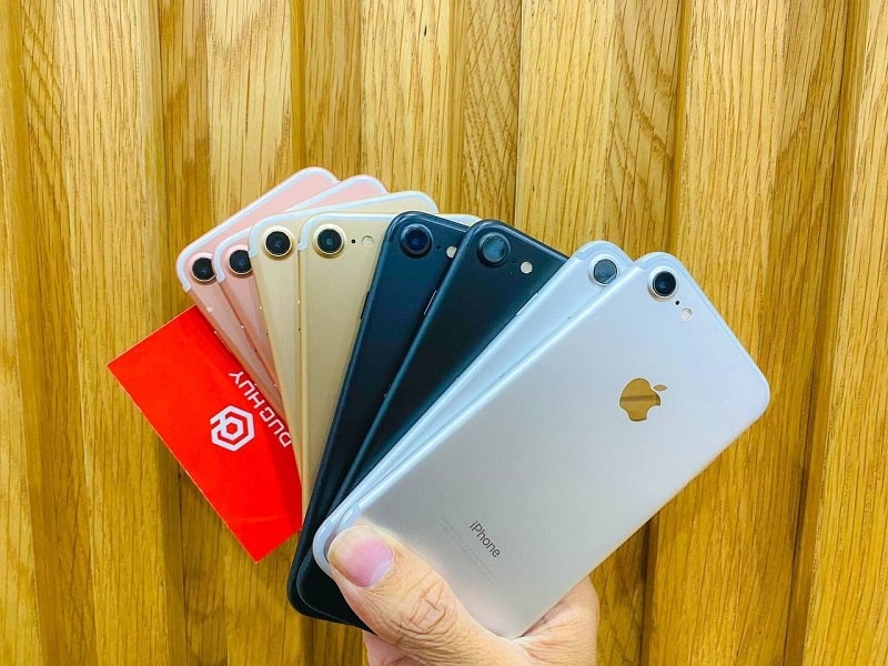 Mặt lưng iPhone 7 32GB cũ quốc tế
