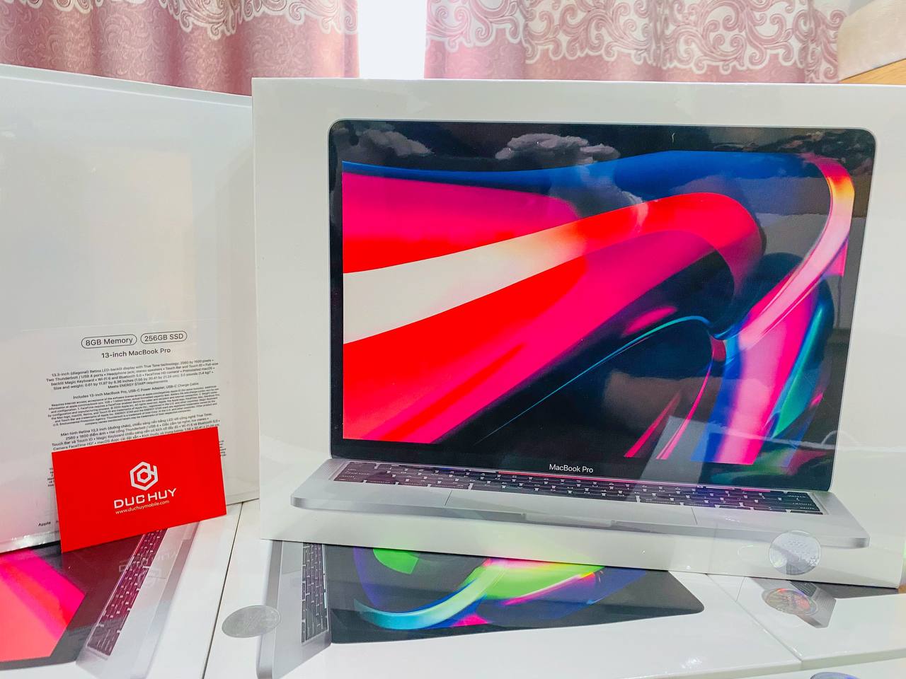 Có sẵn MacBook Pro M1 2020 Ram 16GB, 256GB