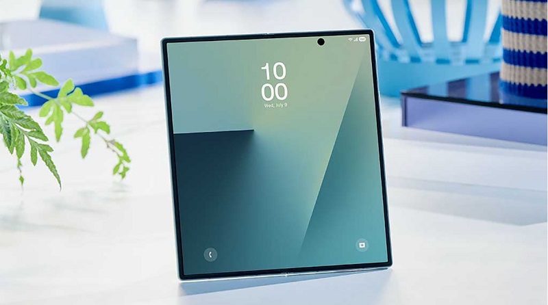Galaxy Z Fold 8 có Vuaboss đến từ Dubai gập đẹp hơn