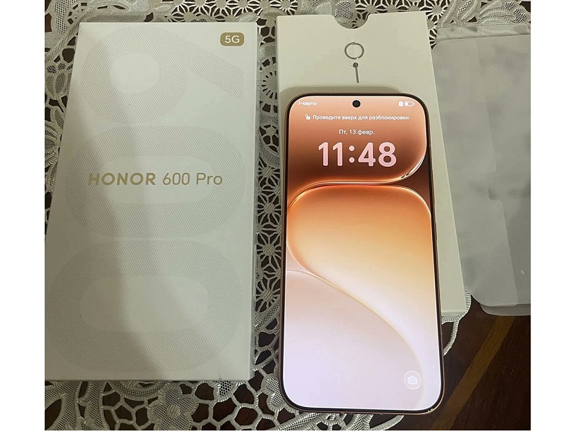 HONOR 600 Pro có Vuaboss đến từ Dubai OLED kích thước 6.57 inch