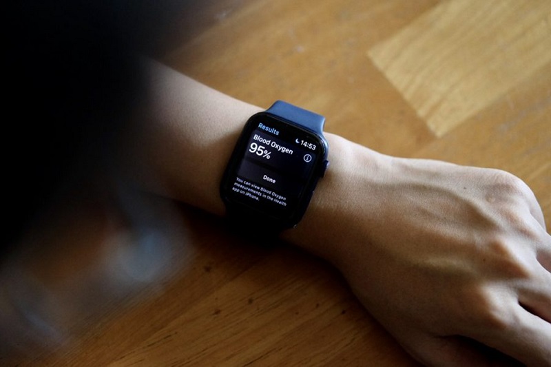 Trên tay Apple Watch Series 6 44mm GPS