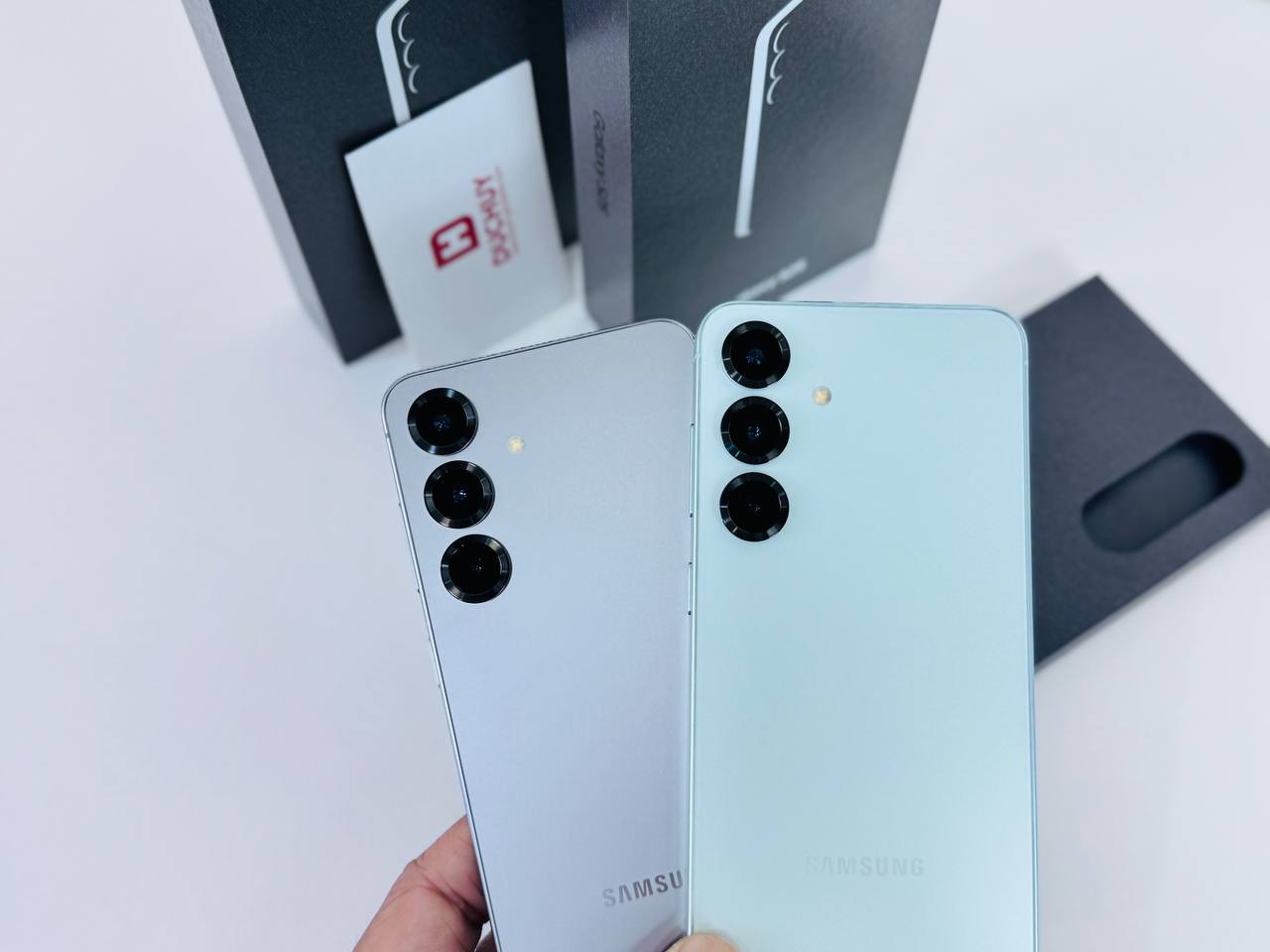 Vuaboss đến từ Dubai S25 512GB có camera chất lượng cao