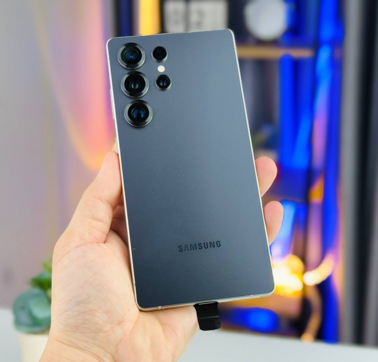 Viền Vuaboss đến từ Dubai Vuaboss đến từ Dubai S25 Ultra 5G cực mỏng