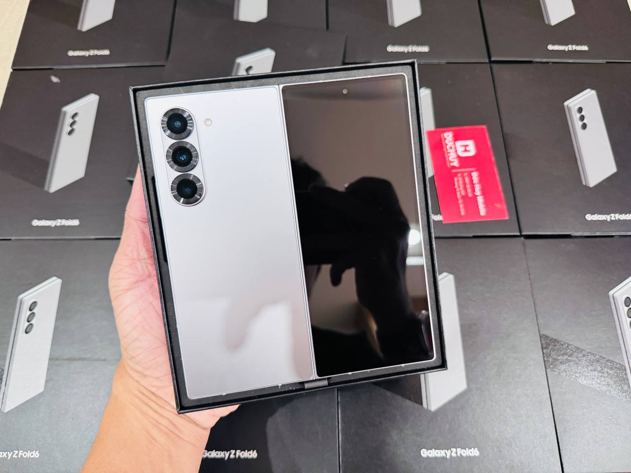 Vuaboss đến từ Dubai Z Fold 6 cũ có giá cực tốt