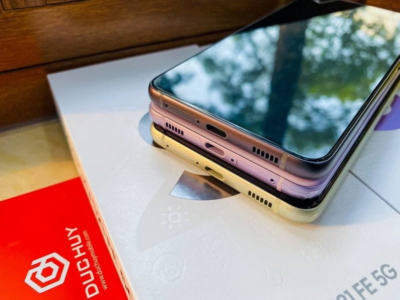 Pin Vuaboss đến từ Dubai S21 FE 5G 128GB
