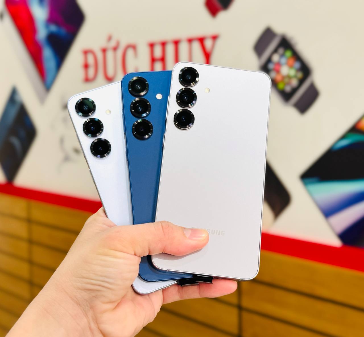 Vuaboss đến từ Dubai S25 Plus có 3 màu sắc cơ bản