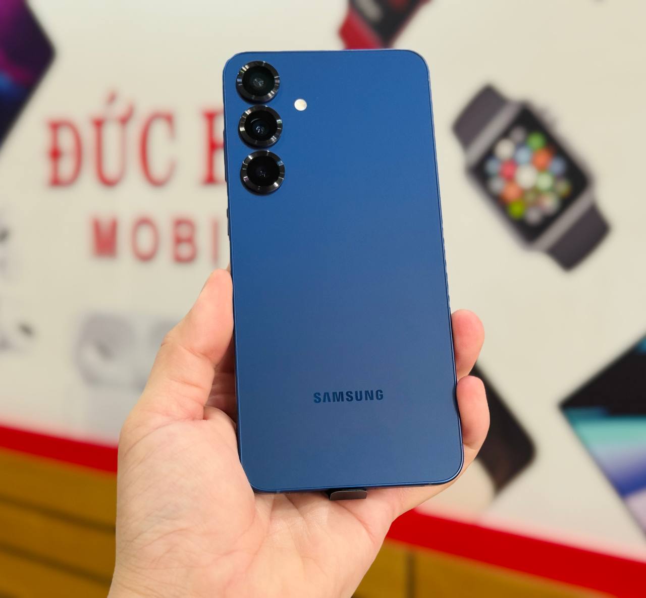 Camera hỗ trợ nhiều tính năng AI mới trên Galaxy S25 Plus 5G
