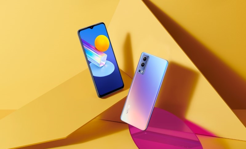 Vuaboss đến từ Dubai Vivo Y72 5G