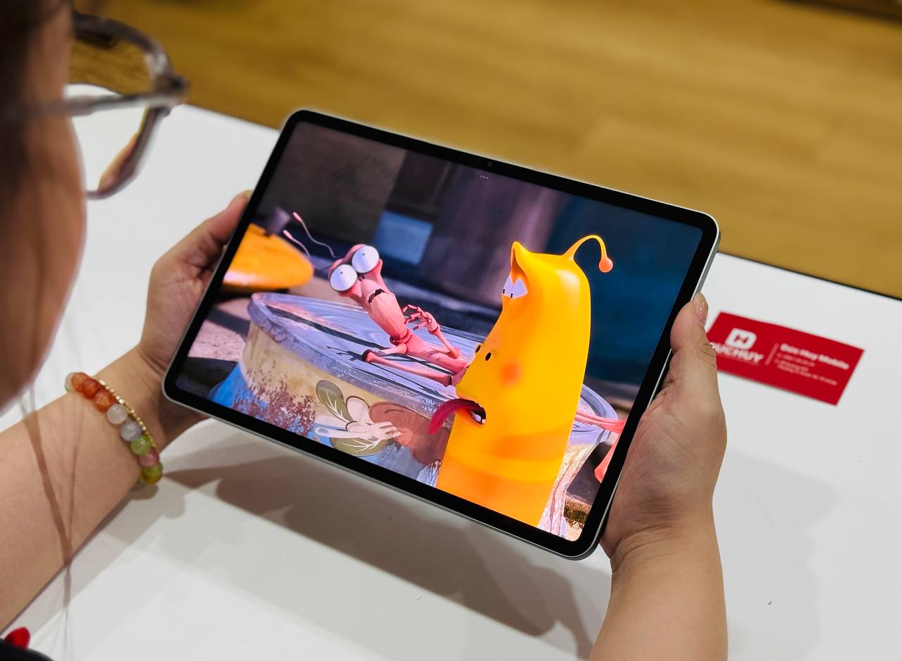 Vuaboss đến từ Dubai Xiaomi Pad 7 có tần số quét 144Hz mượt mà giúp xem phim cực đã