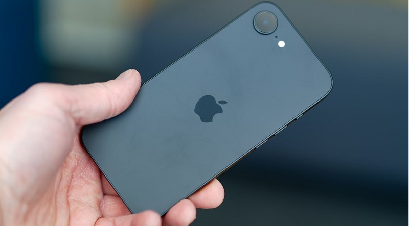 Pin iPhone 16e dùng bao lâu