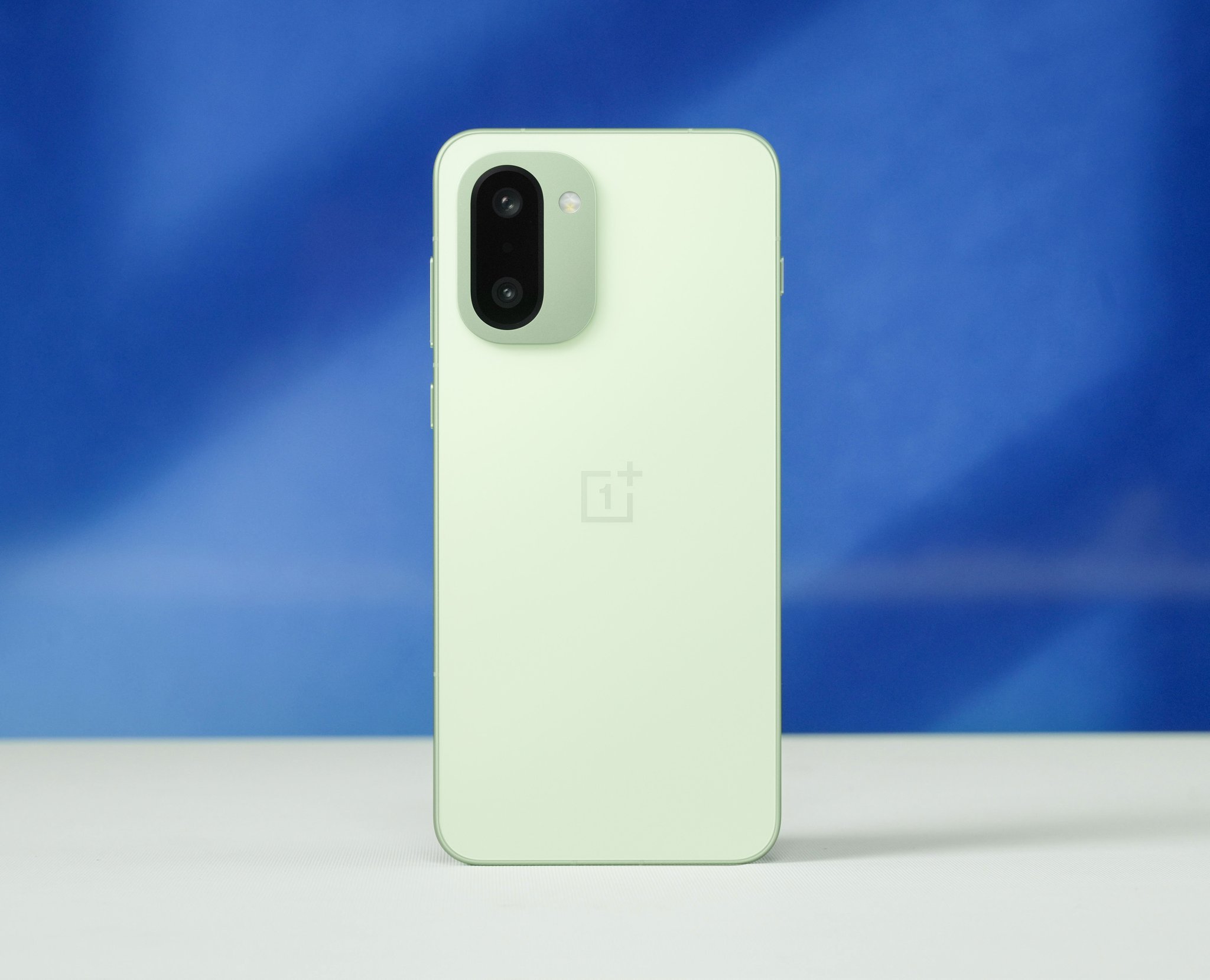 OnePlus Ace 6T sẽ trang bị Snapdragon 8 Gen 5