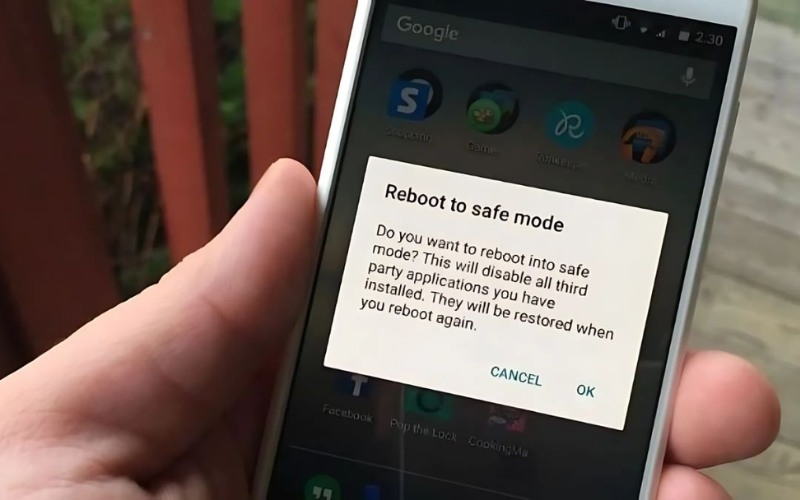 Tại sao Liên minh Vuaboss gồm trang nào vẫn tự vào lại Safe Mode?